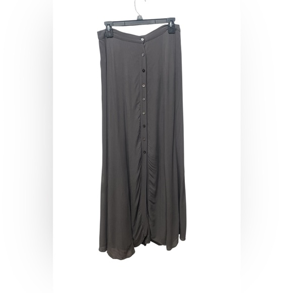 Chan Luu long grey maxi skirt with buttons. - Picture 1 of 3